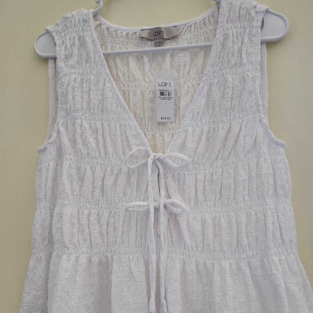 Cute top to pair with shorts or jeans